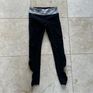 Lululemon Black Leggings Sz 6 with Zipper
